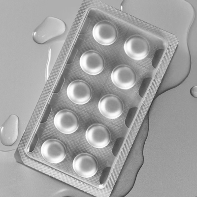 Οι ταμπλέτες λάμψης cOem Azithromycin είναι επαγγελματικά φάρμακα για την ανακούφιση των αναπνευστικών συμπτωμάτων όπως το βήξιμο στα παιδιά